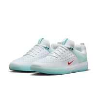 Nike - Nike SB Zoom Nyjah 3 - SKYLIGHT/UNI. RED-SKYLIGHT-WHITE - Sneaker