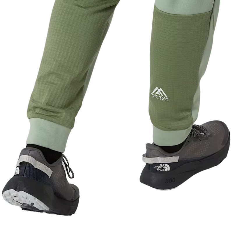 The North Face - M Mountain Athletics Fleece Pant - Slate Moss/Bark Mist - Sweatpant
