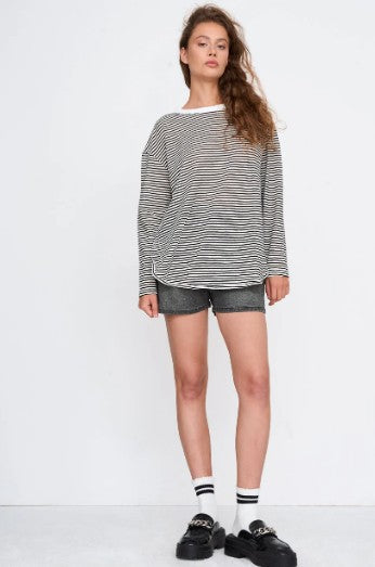 Shorts Schwarz Bild 1