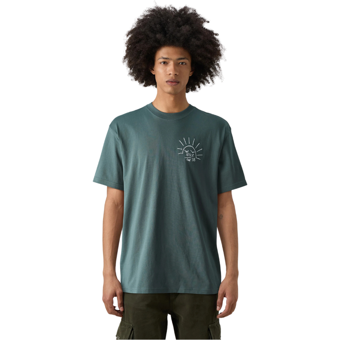 U NK SB TEE M90 TRAIN MONIKER