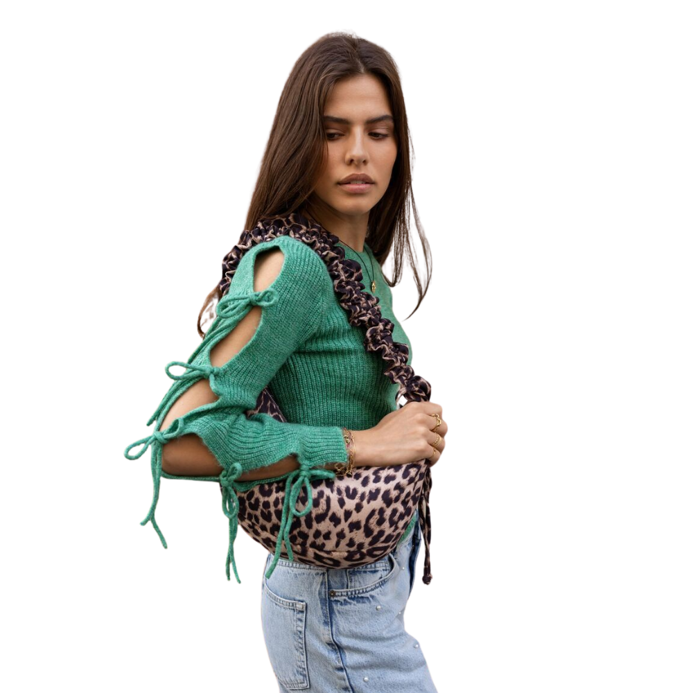 Bag crossbody ruffle strap