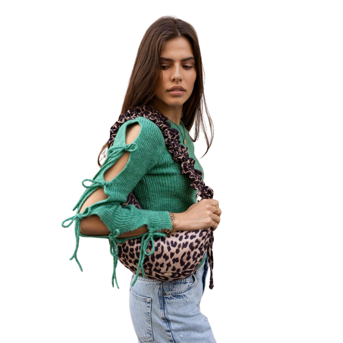 Bag crossbody ruffle strap