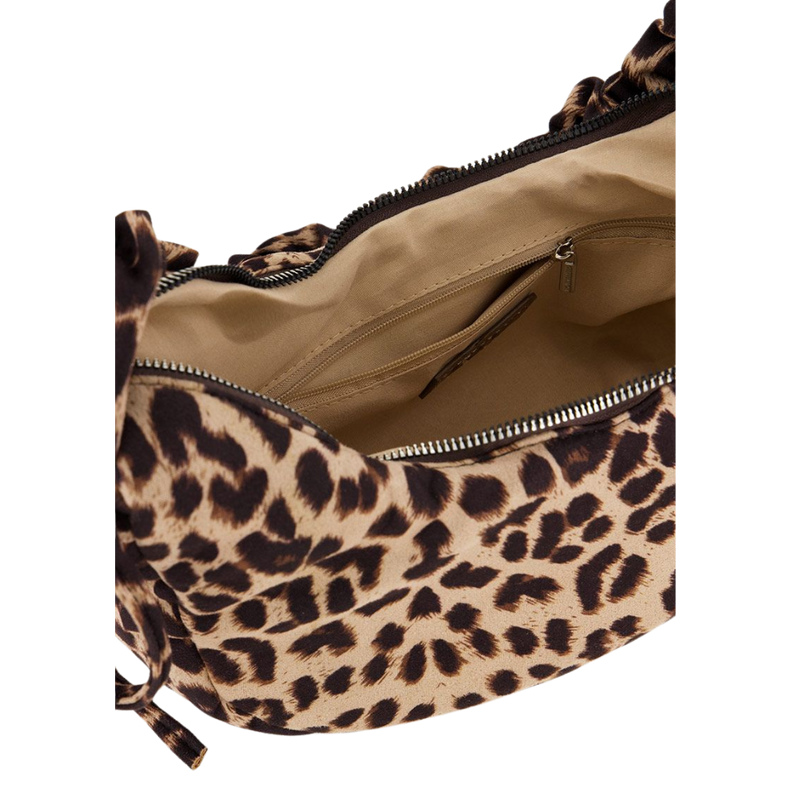 Bag crossbody ruffle strap