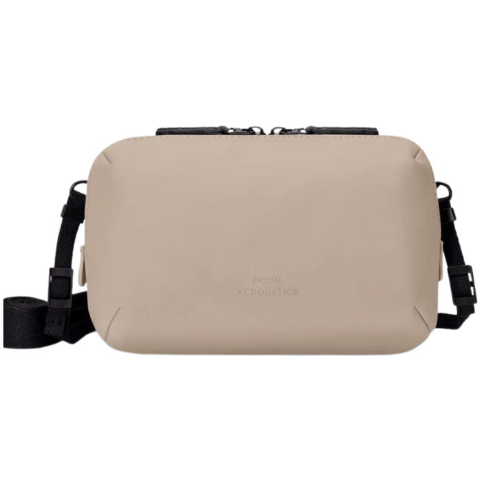 Ando Lotus Nude Bild 1