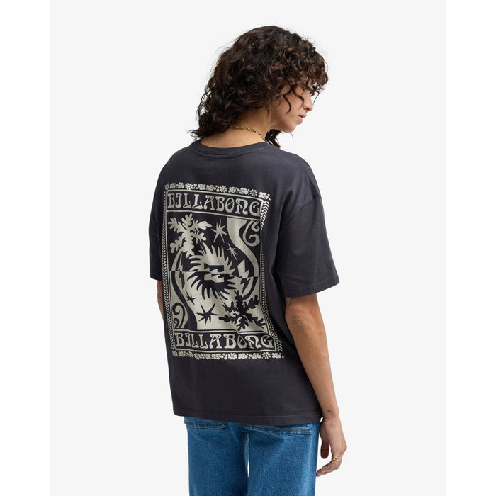 Always Looking Off Black Bild 2