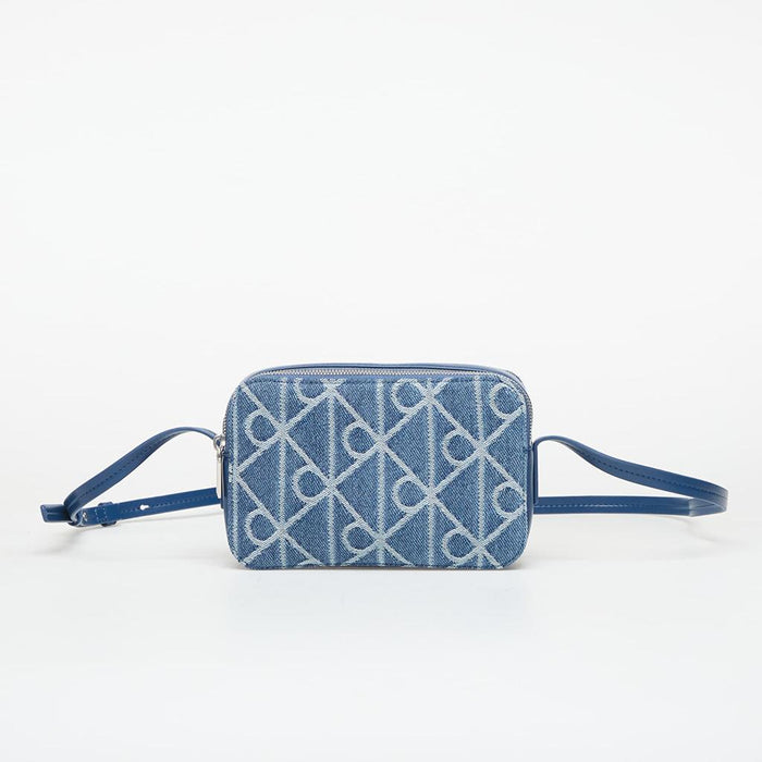 Emblem Aop Denim Camera Bag Denim JQD Medium Was Bild 1