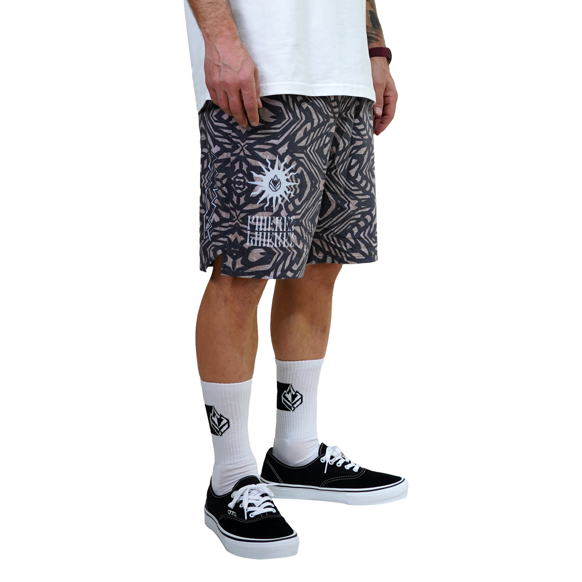 Typhon - Phieres - Black Sand - Hybrid Short