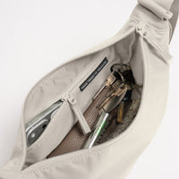 Moon Bag Small Monochrome Soft Shell Bild 4