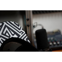 Phieres X DyingEden Sacred Black Bild 7