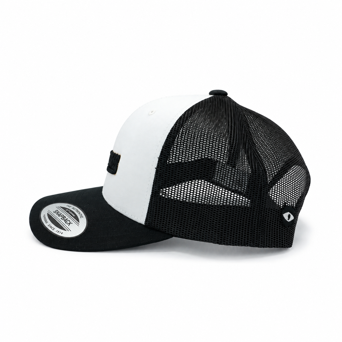 MB94League Black White Bild 3