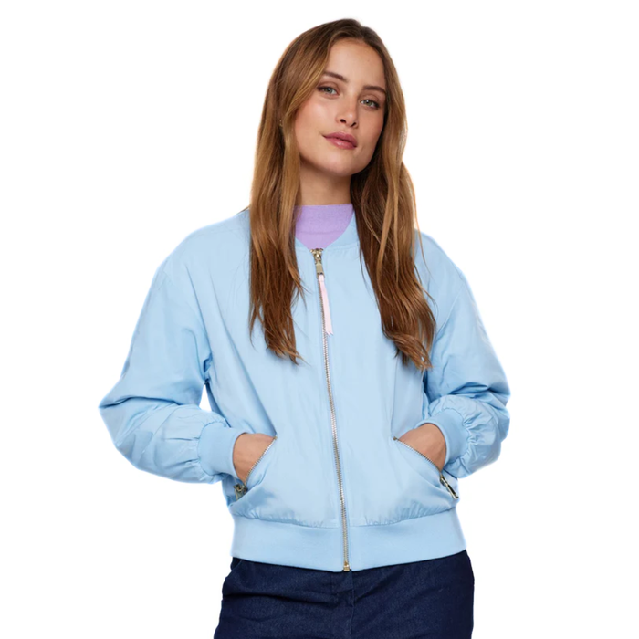 NUELLINORA JACKET Powder Blue Bild 1