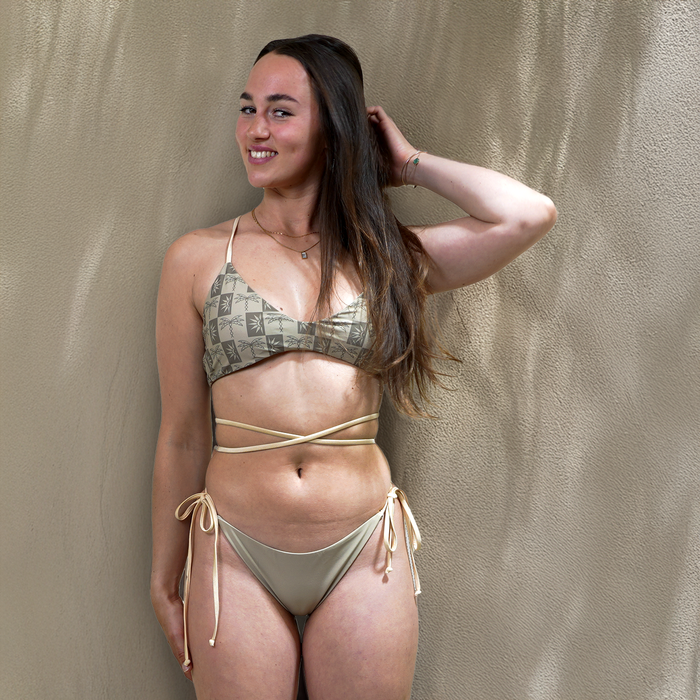 Cecinaph Triangel Pale Olive  Gold Bild 1