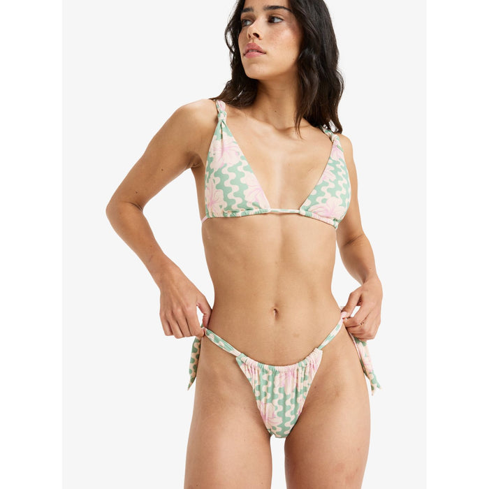 Hibiscus Daze Basil Party Waves Yw Bild 1