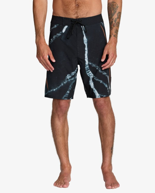 Rvca x Clay Trunk Black Resin Bild 1