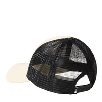 Mudder Trucker Gravel Bild 2