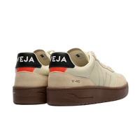 V-90 ZZ Pierre Almond Black Bild 2